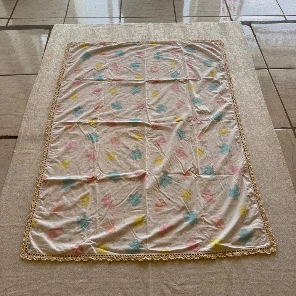 Vintage Reversible Baby Blanket Teddy Bears Crochet Lace Trim 48